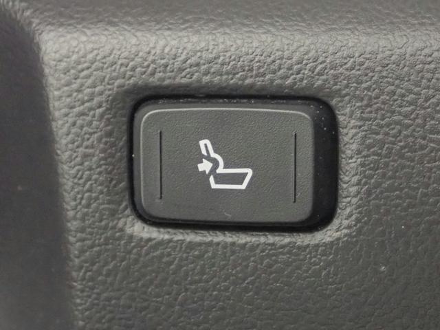 Ｃ－ＨＲ Ｇ　禁煙／純正ディスプレイ／Ｂｌｕｅｔｏｏｔｈ／全方位カメラ／ＥＴＣ／ドラレコ／ＬＥＤヘッドライト／パーキングセンサー／アダプティブクルーズＣ／ブラインドスポットＭ／セーフティセンス／ワンオーナー車（15枚目）