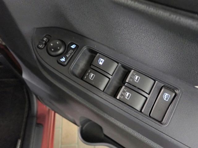 タント Ｘ　スマートアシスト／禁煙／純正ナビ（ＣＤ・ＤＶＤ・ＢＴ接続）／フルセグ／バックカメラ／ＥＴＣ／ドラレコ／両側パワースライド／パーキングセンサー／シートヒーター／純正１４インチアルミ（16枚目）