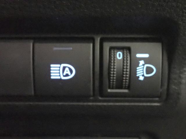 カローラクロス ハイブリッド　Ｚ　禁煙／純正９インチナビ／Ｂｌｕｅｔｏｏｔｈ／フルセグ／バックカメラ／ＥＴＣ／ドラレコ／ＬＥＤヘッドライト／パーキングセンサー／アダプティブクルーズ／パワーシート＆ヒーター／Ｐゲート／セーフティセンス（15枚目）