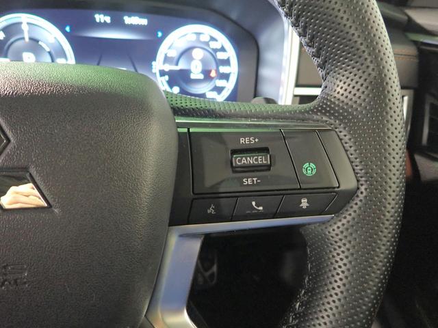 アウトランダーＰＨＥＶ Ｐ　４ＷＤ／禁煙／純正ナビ／Ｂｌｕｅｔｏｏｔｈ／スマホ連携／全方位カメラ／ＥＴＣ／ＬＥＤヘッドライト／サンルーフ／マイパイロット／Ｐシート＆シートヒーター／Ｐテールゲート／ＢＳＭ／７人乗／ワンオーナー（12枚目）