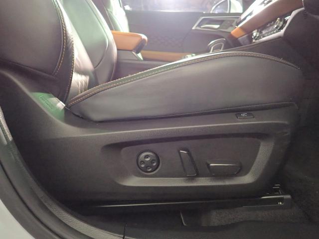 アウトランダーＰＨＥＶ Ｐ　４ＷＤ／禁煙／純正ナビ／Ｂｌｕｅｔｏｏｔｈ／スマホ連携／全方位カメラ／ＥＴＣ／ＬＥＤヘッドライト／サンルーフ／マイパイロット／Ｐシート＆シートヒーター／Ｐテールゲート／ＢＳＭ／７人乗／ワンオーナー（14枚目）