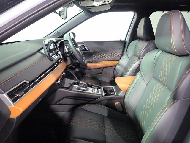 アウトランダーＰＨＥＶ Ｐ　４ＷＤ／禁煙／純正ナビ／Ｂｌｕｅｔｏｏｔｈ／スマホ連携／全方位カメラ／ＥＴＣ／ＬＥＤヘッドライト／サンルーフ／マイパイロット／Ｐシート＆シートヒーター／Ｐテールゲート／ＢＳＭ／７人乗／ワンオーナー（22枚目）