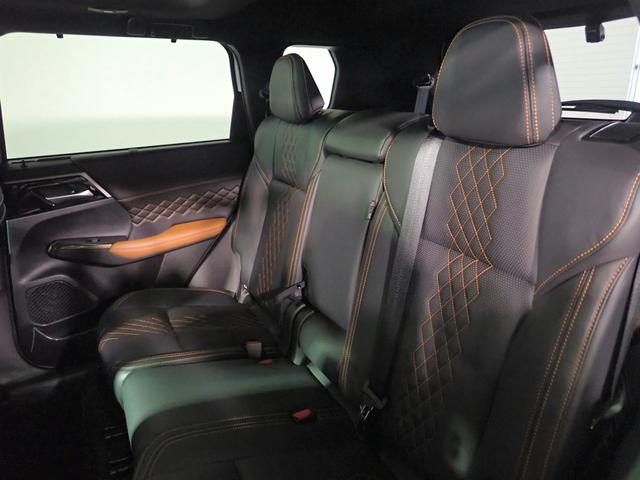 アウトランダーＰＨＥＶ Ｐ　４ＷＤ／禁煙／純正ナビ／Ｂｌｕｅｔｏｏｔｈ／スマホ連携／全方位カメラ／ＥＴＣ／ＬＥＤヘッドライト／サンルーフ／マイパイロット／Ｐシート＆シートヒーター／Ｐテールゲート／ＢＳＭ／７人乗／ワンオーナー（23枚目）