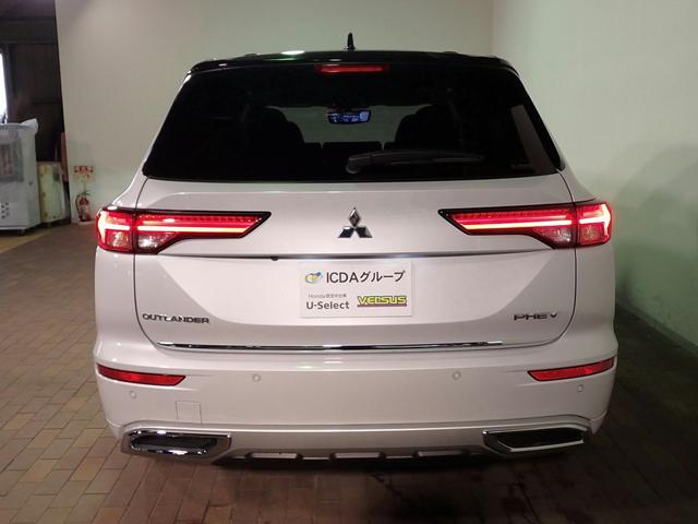 アウトランダーＰＨＥＶ Ｐ　４ＷＤ／禁煙／純正ナビ／Ｂｌｕｅｔｏｏｔｈ／スマホ連携／全方位カメラ／ＥＴＣ／ＬＥＤヘッドライト／サンルーフ／マイパイロット／Ｐシート＆シートヒーター／Ｐテールゲート／ＢＳＭ／７人乗／ワンオーナー（31枚目）