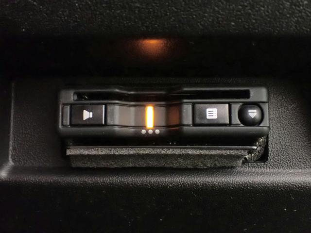 ジムニー ＸＬ　５ＭＴ／４ＷＤ／デュアルカメラブレーキサポート／社外ナビ（ＣＤ・ＤＶＤ・ＢＴ接続）フルセグ／スマートキー／オートライト／シートヒーター／スタッドレス車内有／ワンオーナー車／自社買取車（9枚目）