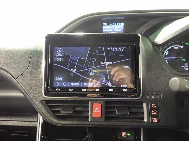 ヴォクシー ハイブリッドＺＳ　煌ＩＩＩ　禁煙／純正９インチナビ（ＣＤ・ＤＶＤ・ＢＴ接続）／フルセグＴＶ／バックカメラ／ＬＥＤヘッドライト／パーキングセンサー／両側パワースライド／フリップダウンＭ／クルーズコントロール／純正１６インチアルミ（7枚目）