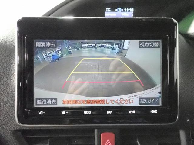 ヴォクシー ハイブリッドＺＳ　煌ＩＩＩ　禁煙／純正９インチナビ（ＣＤ・ＤＶＤ・ＢＴ接続）／フルセグＴＶ／バックカメラ／ＬＥＤヘッドライト／パーキングセンサー／両側パワースライド／フリップダウンＭ／クルーズコントロール／純正１６インチアルミ（8枚目）