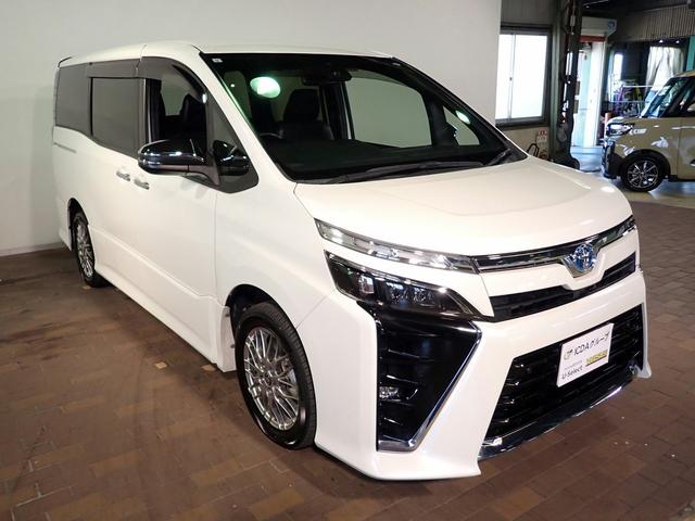 ヴォクシー ハイブリッドＺＳ　煌ＩＩＩ　禁煙／純正９インチナビ（ＣＤ・ＤＶＤ・ＢＴ接続）／フルセグＴＶ／バックカメラ／ＬＥＤヘッドライト／パーキングセンサー／両側パワースライド／フリップダウンＭ／クルーズコントロール／純正１６インチアルミ（27枚目）