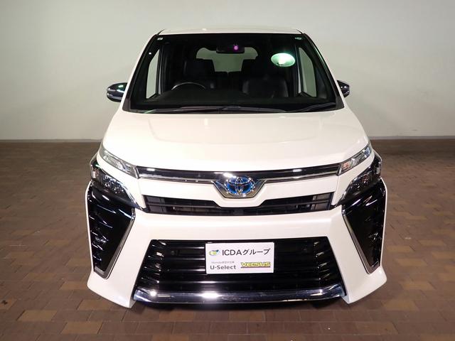 ヴォクシー ハイブリッドＺＳ　煌ＩＩＩ　禁煙／純正９インチナビ（ＣＤ・ＤＶＤ・ＢＴ接続）／フルセグＴＶ／バックカメラ／ＬＥＤヘッドライト／パーキングセンサー／両側パワースライド／フリップダウンＭ／クルーズコントロール／純正１６インチアルミ（28枚目）