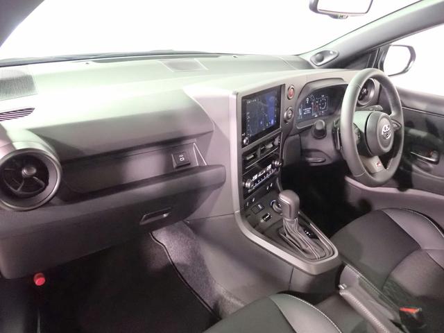 ＧＲヤリス ＲＺ　４ＷＤ／ターボ／禁煙／純正８インチナビ／Ｂｌｕｅｔｏｏｔｈ／フルセグ／バックカメラ／ＥＴＣ／ドラレコ／ＬＥＤヘッドライト／シートヒーター／レーダークルーズＣ／ブラインドスポットＭ／ワンオーナー（22枚目）