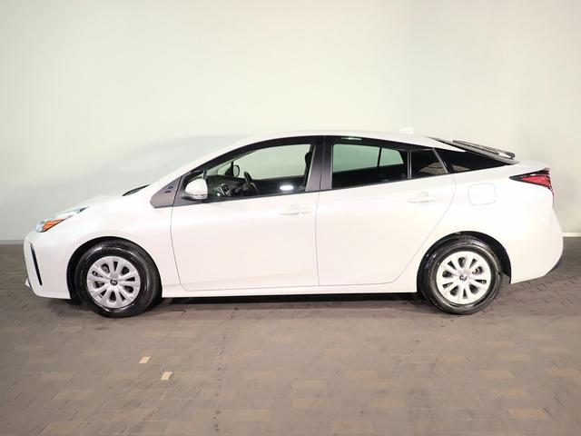 プリウス S 純正ナビ(CD・Bluetooth)ワンセグTV/バックカメラ/ETC/ドラレコ/LEDヘッドライト/トヨタセーフティセンス/レーダークルーズコントロール/パーキングセンサー/プリクラッシュセーフティ(28枚目)