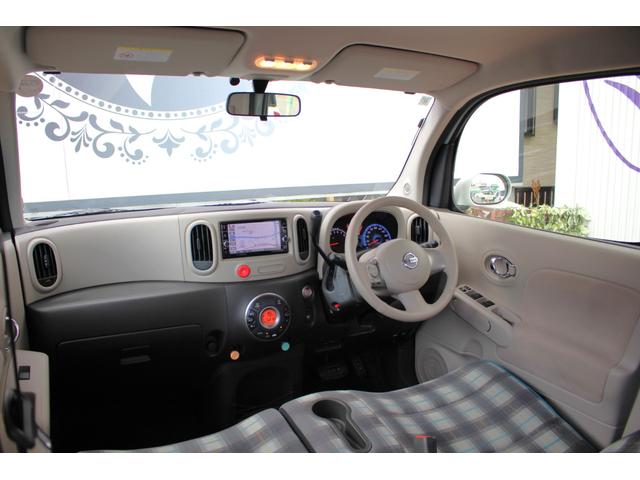 キューブ １５Ｘ　Ｖセレクション　マイキューブ　ロルブーインテリア／ワンオーナー／ツートンカラー／ホワイトルーフ／フルセグＳＤナビ／Ｂｌｕｅｔｏｏｔｈ／バックカメラ／ＥＴＣ（16枚目）