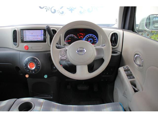 キューブ １５Ｘ　Ｖセレクション　マイキューブ　ロルブーインテリア／ワンオーナー／ツートンカラー／ホワイトルーフ／フルセグＳＤナビ／Ｂｌｕｅｔｏｏｔｈ／バックカメラ／ＥＴＣ（17枚目）