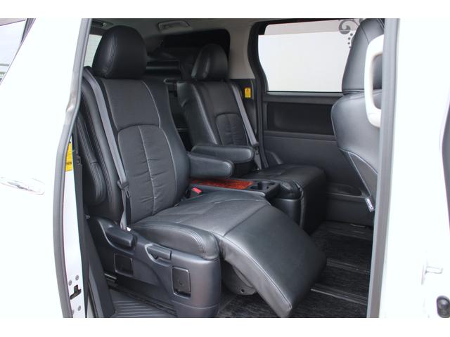 ヴェルファイア 2.4Z プラチナセレクションII 【フルセグSDナビ/Bluetooth/DVDビデオ】【ETC/バックカメラ/7人乗り】【スライドドア&リアゲート電動式/クラッツィオ製黒革調シートカバー】(43枚目)