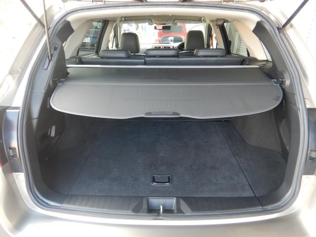 レガシィアウトバック リミテッド　Ａ型　ナビＴＶ　バックカメラ　ハーマンカードンサウンドシステム　パワーバックドア　レザーシート　シートヒーター　パワーシート　スマートキー　プッシュスタート　パドルシフト　アイサイト　ＥＴＣ　ＬＥＤ（10枚目）