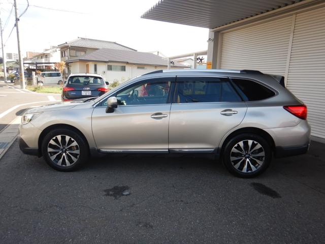 レガシィアウトバック リミテッド　Ａ型　ナビＴＶ　バックカメラ　ハーマンカードンサウンドシステム　パワーバックドア　レザーシート　シートヒーター　パワーシート　スマートキー　プッシュスタート　パドルシフト　アイサイト　ＥＴＣ　ＬＥＤ（16枚目）