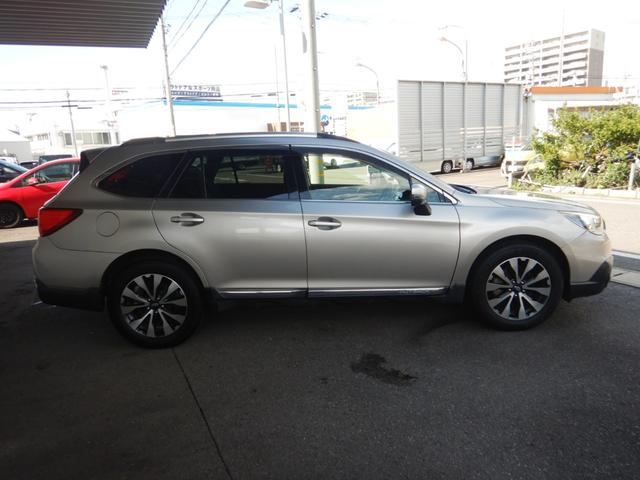 レガシィアウトバック リミテッド　Ａ型　ナビＴＶ　バックカメラ　ハーマンカードンサウンドシステム　パワーバックドア　レザーシート　シートヒーター　パワーシート　スマートキー　プッシュスタート　パドルシフト　アイサイト　ＥＴＣ　ＬＥＤ（17枚目）