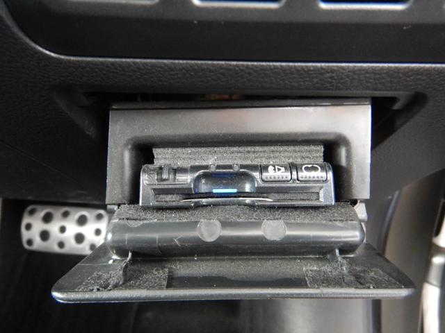 レガシィアウトバック リミテッド　Ａ型　ナビＴＶ　バックカメラ　ハーマンカードンサウンドシステム　パワーバックドア　レザーシート　シートヒーター　パワーシート　スマートキー　プッシュスタート　パドルシフト　アイサイト　ＥＴＣ　ＬＥＤ（44枚目）