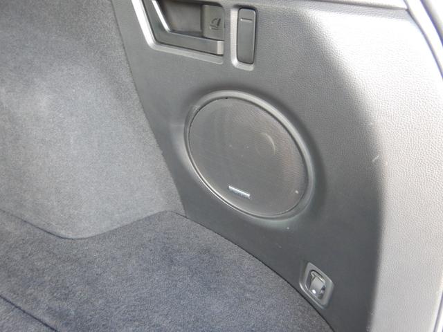 レガシィアウトバック リミテッド　Ａ型　ナビＴＶ　バックカメラ　ハーマンカードンサウンドシステム　パワーバックドア　レザーシート　シートヒーター　パワーシート　スマートキー　プッシュスタート　パドルシフト　アイサイト　ＥＴＣ　ＬＥＤ（70枚目）