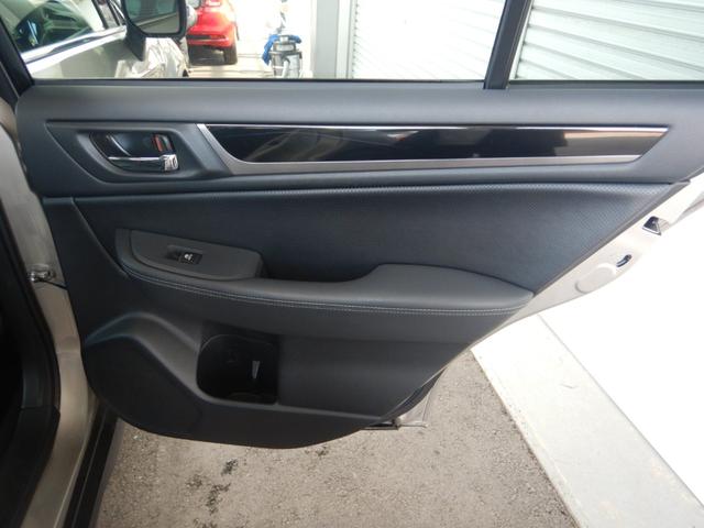 レガシィアウトバック リミテッド　Ａ型　ナビＴＶ　バックカメラ　ハーマンカードンサウンドシステム　パワーバックドア　レザーシート　シートヒーター　パワーシート　スマートキー　プッシュスタート　パドルシフト　アイサイト　ＥＴＣ　ＬＥＤ（74枚目）