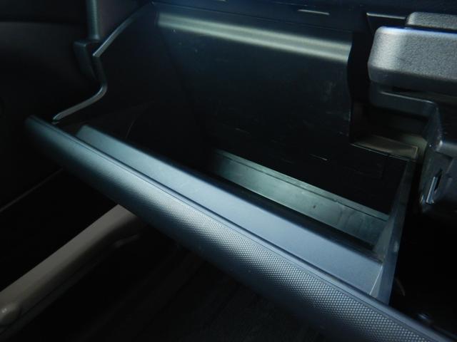 プロボックス ハイブリッドGX ナビTV バックカメラ キーレス ETC トヨタセーフティセンス LowferSportsアブソーバ ローダウン 15インチホイール 純正オプションフロントフォグ ボディー同色バンパー&ドアミラー(56枚目)