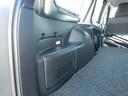 ハイブリッドＦ　登録済未使用車　トヨタセーフティセンス　バックカメラ内蔵ルームミラー　キーレス　全席パワーウィンド　カラードバンパー　オートライト　フロアマット　ドアバイザー　ＡＣ１００Ｖ　シートヒーター（55枚目）