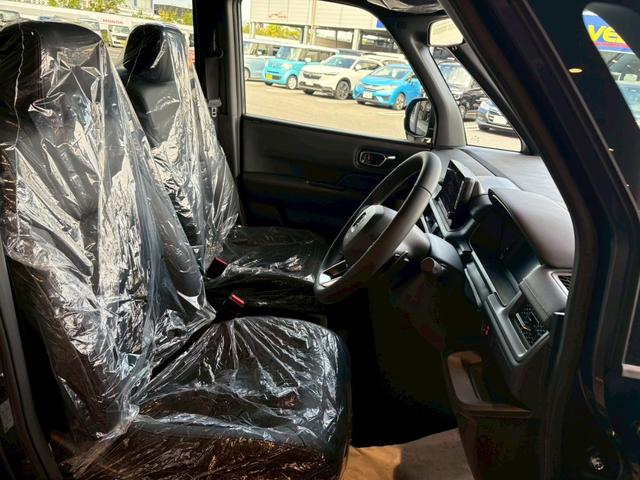 ステップワゴン ｅ：ＨＥＶスパーダ　９インチ純正ナビ　ＥＴＣ車載器　ホンダセンシング　運転席、助手席シートヒーター　両側電動スライドドア　新車未登録（20枚目）