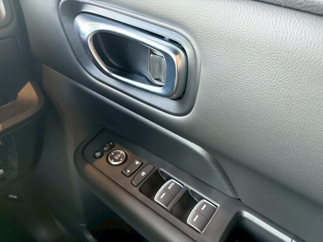 ステップワゴン ｅ：ＨＥＶスパーダ　９インチ純正ナビ　ＥＴＣ車載器　ホンダセンシング　運転席、助手席シートヒーター　両側電動スライドドア　新車未登録（35枚目）