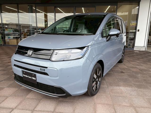フリード エアー　ＥＸ　７人乗り　新車未登録　ホンダセンシング　シートヒーター　リア席クーラー（8枚目）