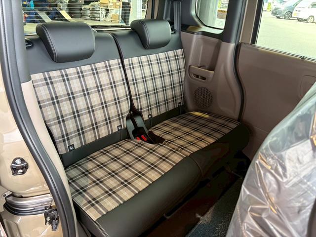N-BOXジョイ ターボ 2トーンカラー ホンダセンシング 新車未登録 両側電動スライドドア シートヒーター(31枚目)