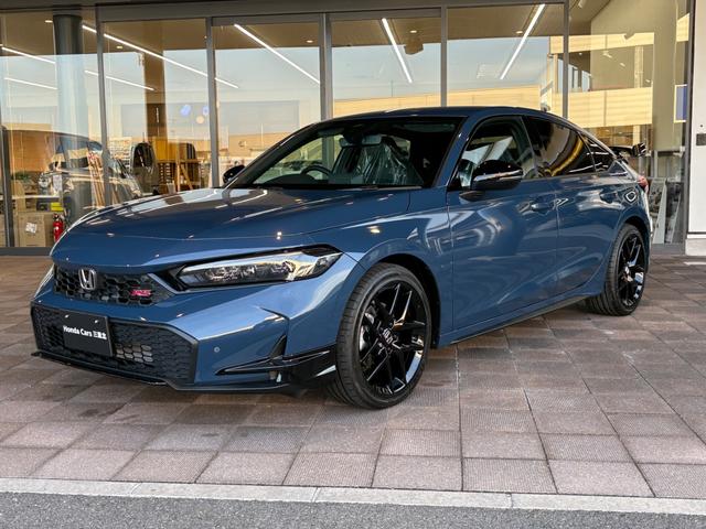 シビック ＲＳ　フロントバンパーガーニッシュ　テールゲートスポイラー　９インチコネクトディスプレー　ＥＴＣ２．０車載器　ワイヤレス充電器　ＢＯＳＥプレミアムサウンドスピーカー（8枚目）