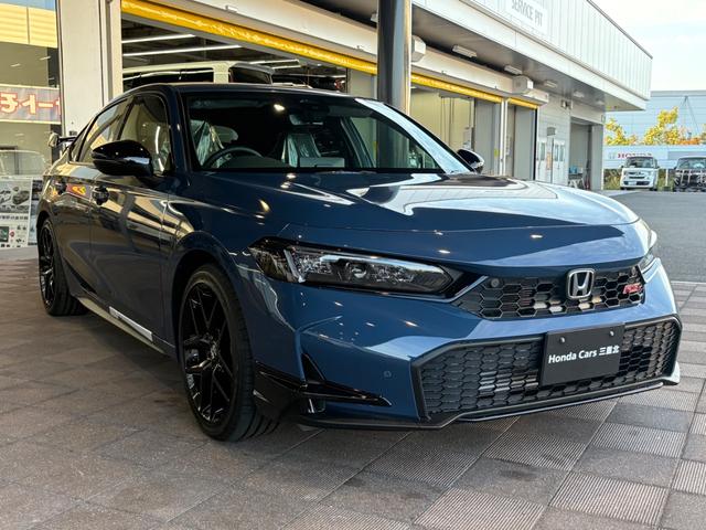 シビック ＲＳ　フロントバンパーガーニッシュ　テールゲートスポイラー　９インチコネクトディスプレー　ＥＴＣ２．０車載器　ワイヤレス充電器　ＢＯＳＥプレミアムサウンドスピーカー（14枚目）