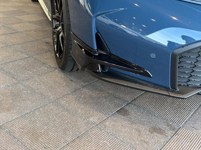 シビック ＲＳ　フロントバンパーガーニッシュ　テールゲートスポイラー　９インチコネクトディスプレー　ＥＴＣ２．０車載器　ワイヤレス充電器　ＢＯＳＥプレミアムサウンドスピーカー（16枚目）