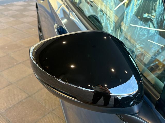 シビック ＲＳ　フロントバンパーガーニッシュ　テールゲートスポイラー　９インチコネクトディスプレー　ＥＴＣ２．０車載器　ワイヤレス充電器　ＢＯＳＥプレミアムサウンドスピーカー（18枚目）