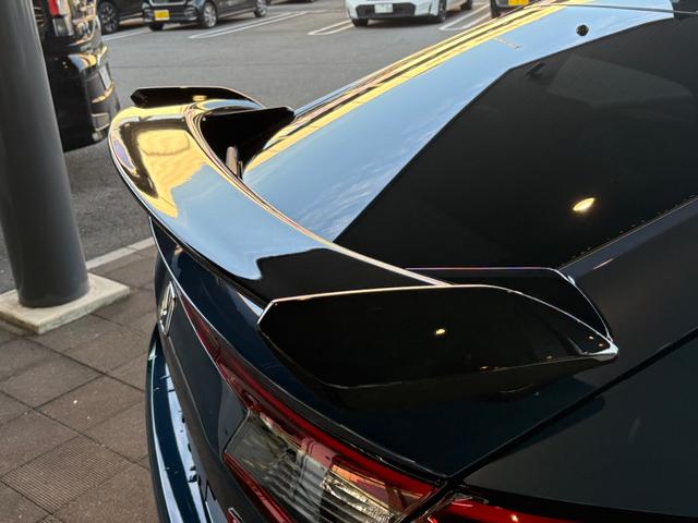 シビック ＲＳ　フロントバンパーガーニッシュ　テールゲートスポイラー　９インチコネクトディスプレー　ＥＴＣ２．０車載器　ワイヤレス充電器　ＢＯＳＥプレミアムサウンドスピーカー（19枚目）