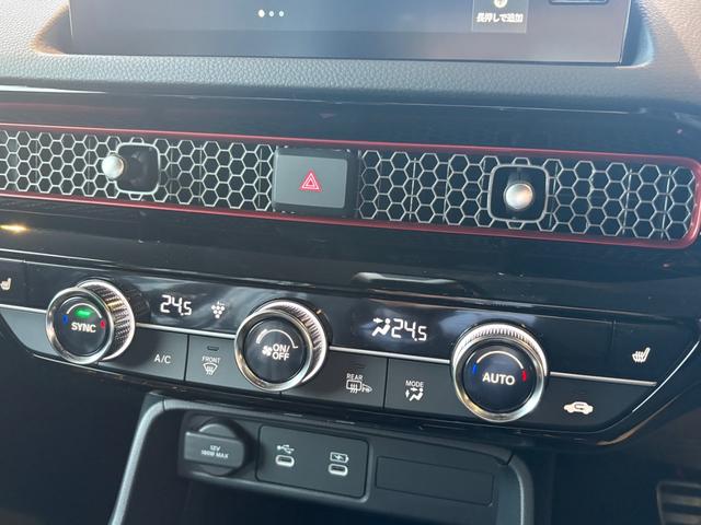 シビック ＲＳ　フロントバンパーガーニッシュ　テールゲートスポイラー　９インチコネクトディスプレー　ＥＴＣ２．０車載器　ワイヤレス充電器　ＢＯＳＥプレミアムサウンドスピーカー（29枚目）