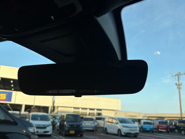 シビック ＲＳ　フロントバンパーガーニッシュ　テールゲートスポイラー　９インチコネクトディスプレー　ＥＴＣ２．０車載器　ワイヤレス充電器　ＢＯＳＥプレミアムサウンドスピーカー（36枚目）