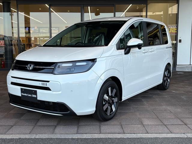 フリード エアー　ＥＸ　純正８インチナビ　新車未登録　ＥＴＣ車載器　ホンダセンシング　７人乗り　リア席クーラー　シートヒーター（8枚目）