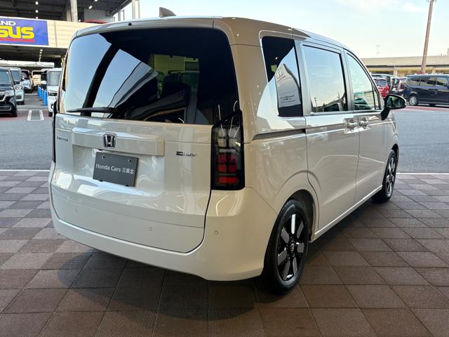 フリード エアー　ＥＸ　純正８インチナビ　新車未登録　ＥＴＣ車載器　ホンダセンシング　７人乗り　リア席クーラー　シートヒーター（12枚目）