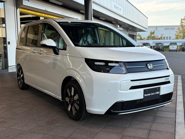 フリード エアー　ＥＸ　純正８インチナビ　新車未登録　ＥＴＣ車載器　ホンダセンシング　７人乗り　リア席クーラー　シートヒーター（14枚目）