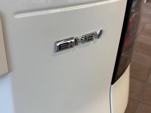 フリード エアー　ＥＸ　純正８インチナビ　新車未登録　ＥＴＣ車載器　ホンダセンシング　７人乗り　リア席クーラー　シートヒーター（17枚目）