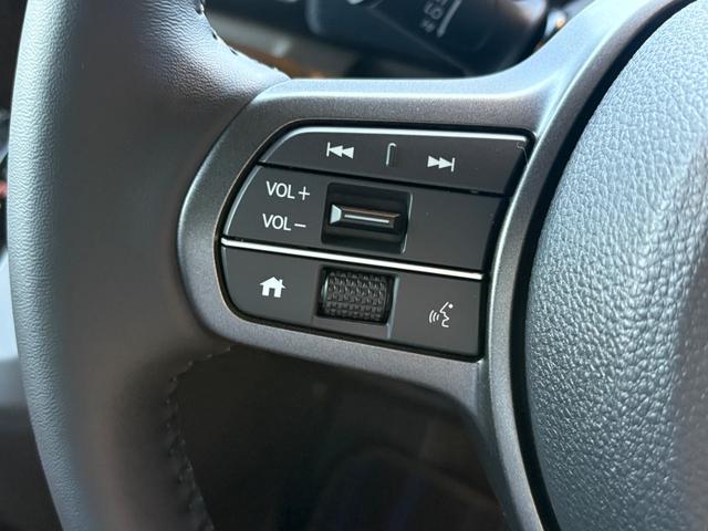 フリード エアー　ＥＸ　純正８インチナビ　新車未登録　ＥＴＣ車載器　ホンダセンシング　７人乗り　リア席クーラー　シートヒーター（33枚目）