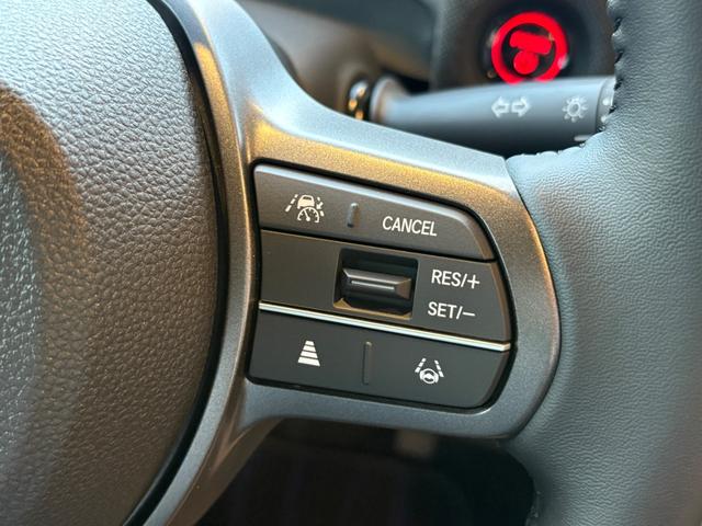 フリード エアー　ＥＸ　純正８インチナビ　新車未登録　ＥＴＣ車載器　ホンダセンシング　７人乗り　リア席クーラー　シートヒーター（34枚目）