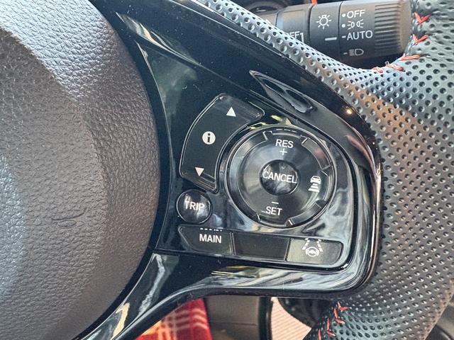 Ｎ－ＯＮＥ ＲＳ　純正８インチナビ　新車未登録　２トーンカラー　ホンダセンシング　ＭＴ車（37枚目）