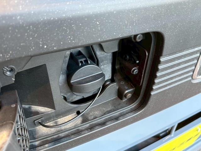 Ｎ－ＶＡＮ ｅ： ｅ：　ファン　純正８インチナビ　フロアカーペット　前後ドライブレコーダー　ＥＶ車　新車未登録　ホンダセンシング　急速充電対応（17枚目）