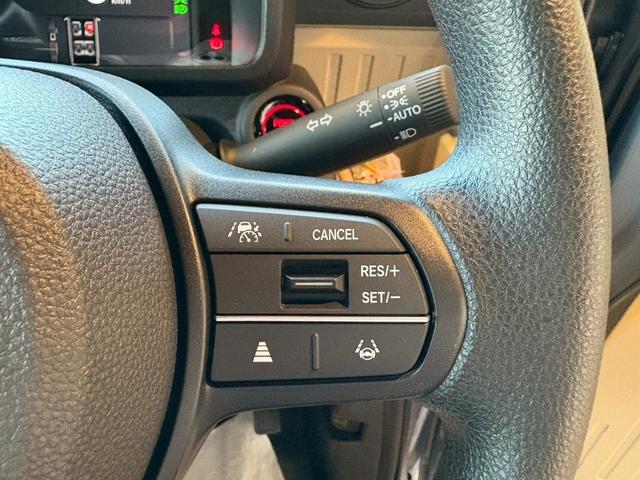 Ｎ－ＶＡＮ ｅ： ｅ：　ファン　純正８インチナビ　フロアカーペット　前後ドライブレコーダー　ＥＶ車　新車未登録　ホンダセンシング　急速充電対応（24枚目）