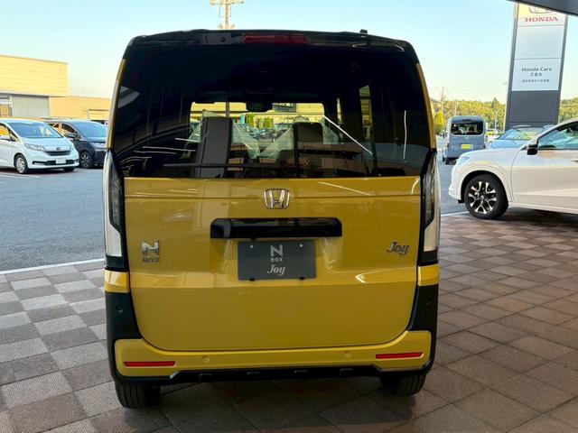 Ｎ－ＢＯＸジョイ ベースグレード　ＬＥＤフォグライト　メッキホイールリング　新車未登録　２トーンカラー　ホンダセンシング　両側電動スライドドア　シートバックテーブル（6枚目）