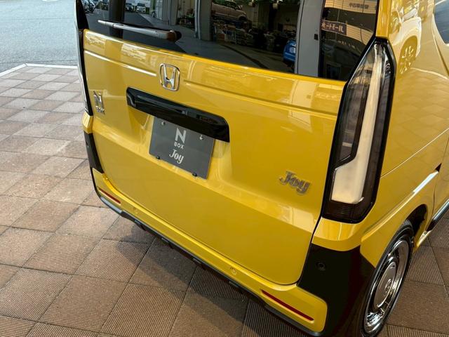 Ｎ－ＢＯＸジョイ ベースグレード　ＬＥＤフォグライト　メッキホイールリング　新車未登録　２トーンカラー　ホンダセンシング　両側電動スライドドア　シートバックテーブル（16枚目）