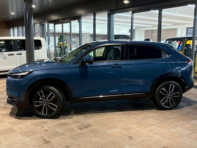 ヴェゼル ｅ：ＨＥＶ　Ｚ　フロントグリル　純正ナビ（4枚目）