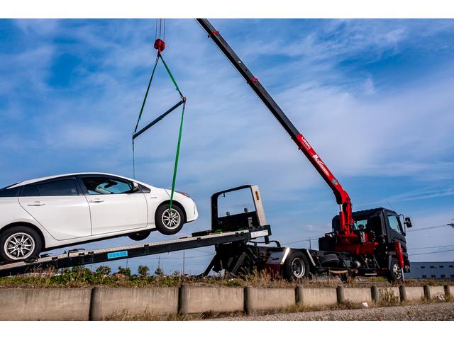 クレーン付き 積載車 極東フラトップ 開閉アオリ ラジコン 4段クレーン 差し違いアウトリガー ミラー型バックカメラ 6MT レッカー キャリアカー(4枚目)